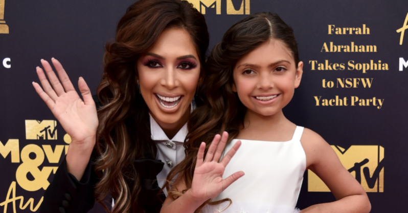Fans Think That Sophia Is Getting Fed Up With Her Mom Farrah Abraham After New Video